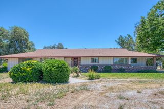 4565 W Dakota Avenue, Fresno, CA 93722
