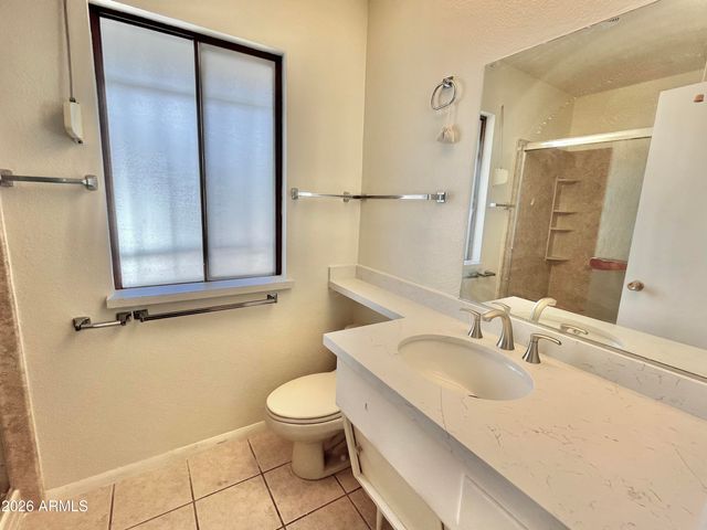 10527 W PRAIRIE HILLS Circle, Sun City, AZ 85351