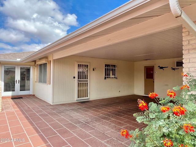 10527 W PRAIRIE HILLS Circle, Sun City, AZ 85351