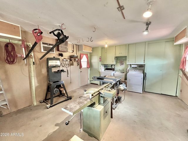 10527 W PRAIRIE HILLS Circle, Sun City, AZ 85351