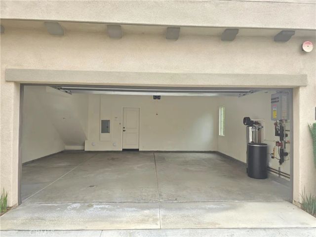 879 Iris Way A, Azusa, CA 91702