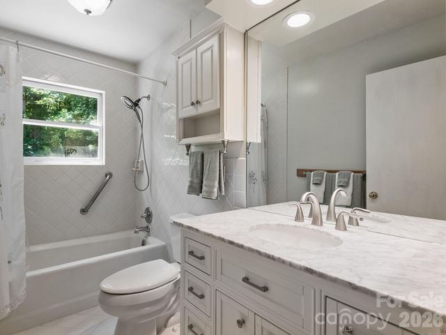 1572 Brushy Fork Road, Sylva, NC 28779
