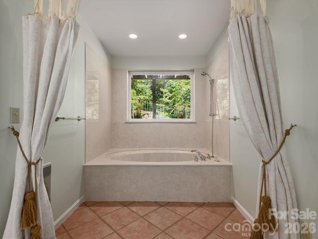 1572 Brushy Fork Road, Sylva, NC 28779