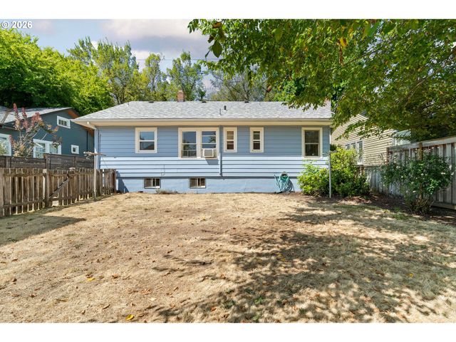 1916 Ne 52ND Ave, Portland, OR 97213