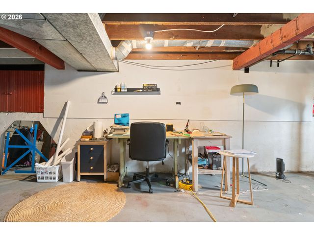 1916 Ne 52ND Ave, Portland, OR 97213