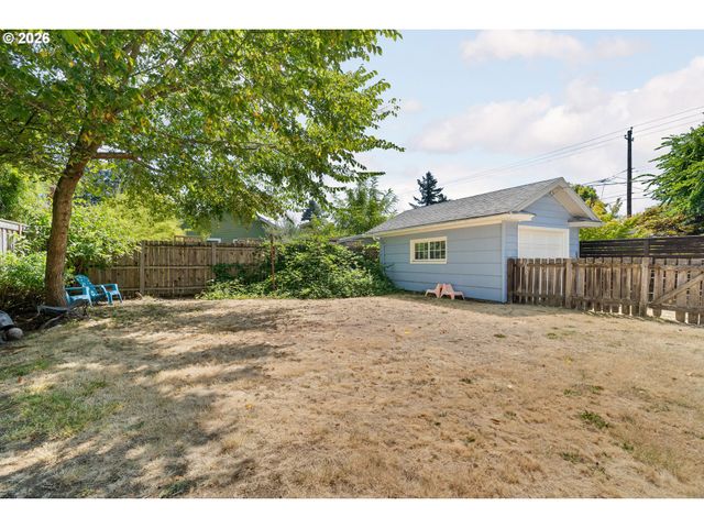 1916 Ne 52ND Ave, Portland, OR 97213
