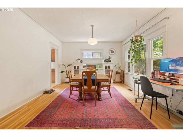 1916 Ne 52ND Ave, Portland, OR 97213