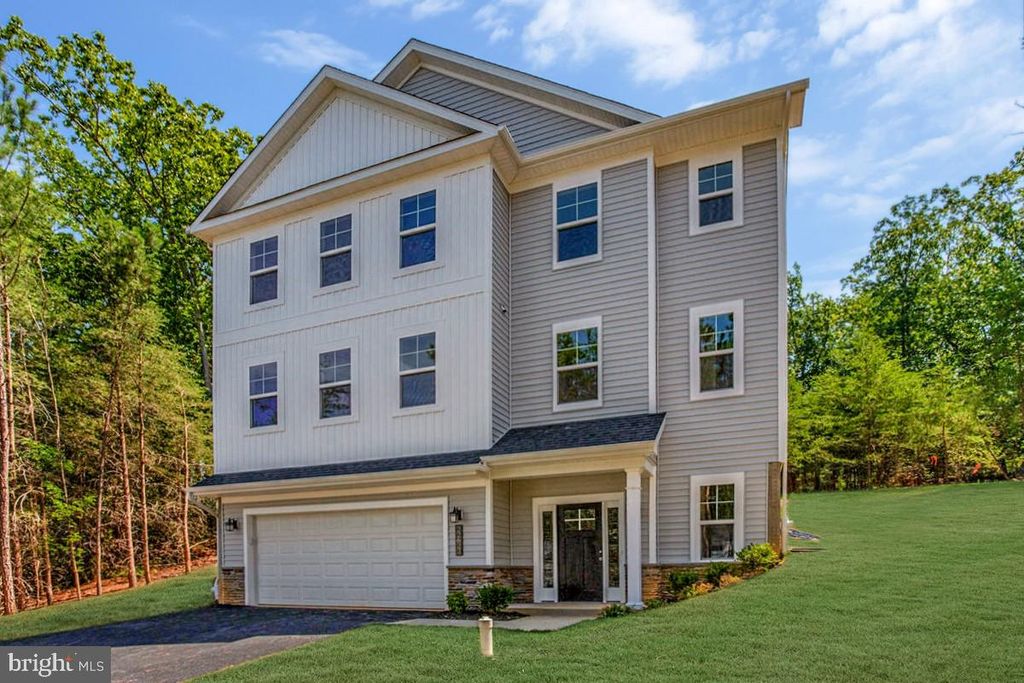 1235 SPRUCE AVE, Shady Side, MD 20764