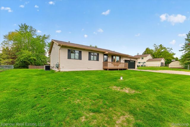 5988 Waldon Road, Independence Charter Township, MI 48346