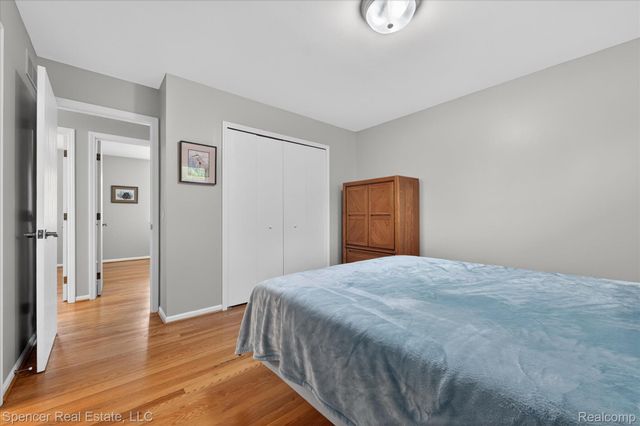 5988 Waldon Road, Independence Charter Township, MI 48346
