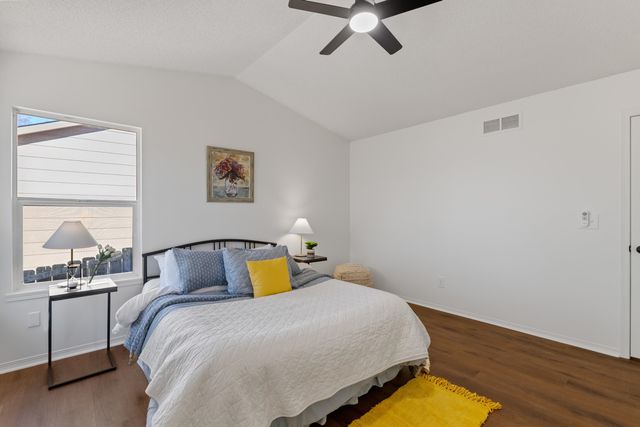 1609 N Prairie Run Cir, Mulvane, KS 67110