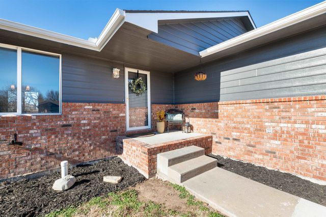 1609 N Prairie Run Cir, Mulvane, KS 67110