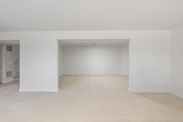 1609 N Prairie Run Cir, Mulvane, KS 67110