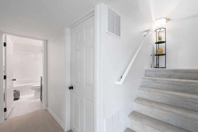 1609 N Prairie Run Cir, Mulvane, KS 67110