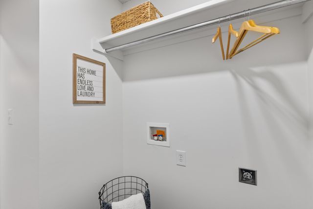 1609 N Prairie Run Cir, Mulvane, KS 67110