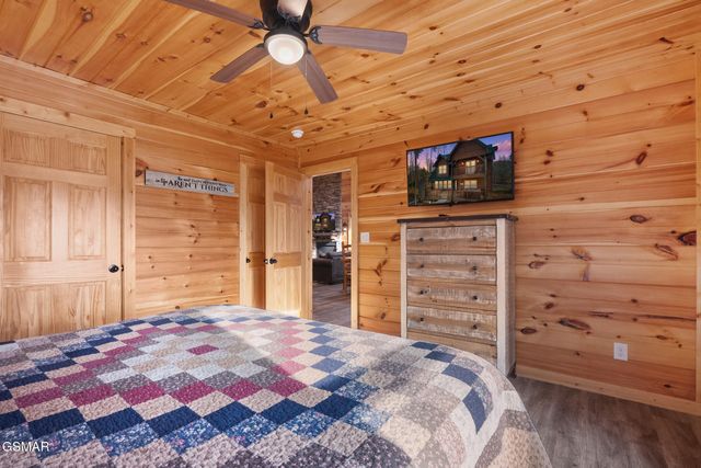 2804 Murray Ridge Road, Sevierville, TN 37876