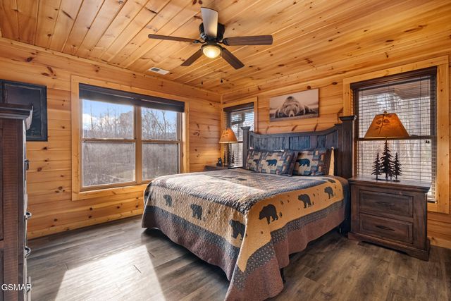 2804 Murray Ridge Road, Sevierville, TN 37876