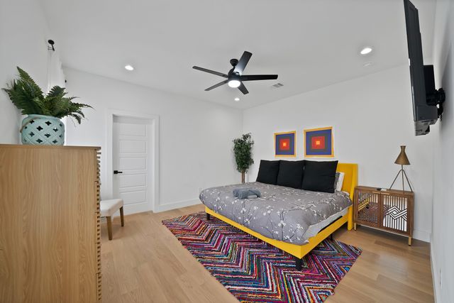 1614 Caldwell Avenue, Dallas, TX 75223