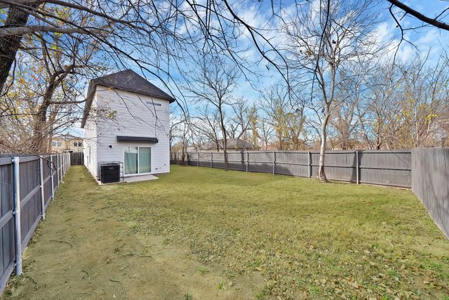 1614 Caldwell Avenue, Dallas, TX 75223