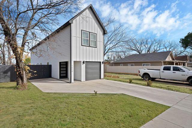 1614 Caldwell Avenue, Dallas, TX 75223