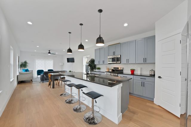 1614 Caldwell Avenue, Dallas, TX 75223