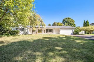 5345 Squires Manor Road, Summit Twp, MI 49201