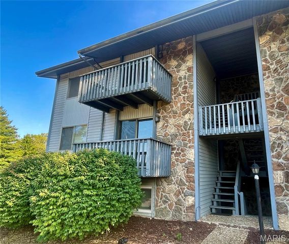 1812 Gascony Parc Drive 1812, Lake St Louis, MO 63367