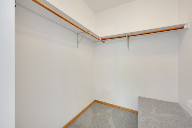 18088 Settlers Way, Eden Prairie, MN 55347