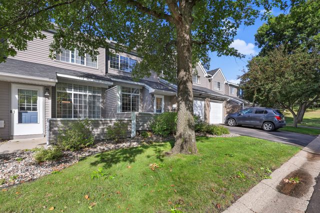 18088 Settlers Way, Eden Prairie, MN 55347