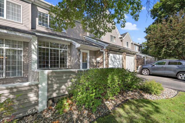 18088 Settlers Way, Eden Prairie, MN 55347