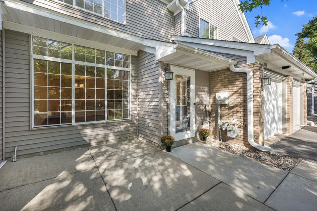 18088 Settlers Way, Eden Prairie, MN 55347