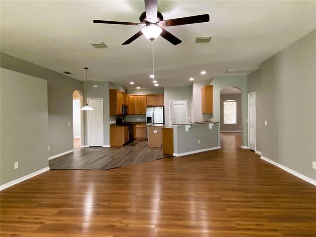 29832 CEDAR WAXWING DRIVE, Wesley Chapel, FL 33545