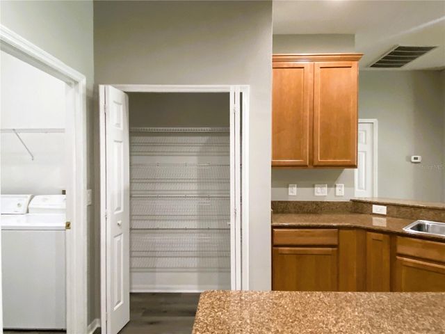 29832 CEDAR WAXWING DRIVE, Wesley Chapel, FL 33545