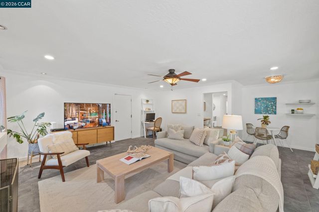 129 Galen Dr, Walnut Creek, CA 94597