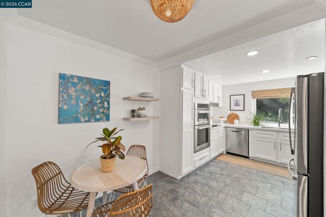 129 Galen Dr, Walnut Creek, CA 94597