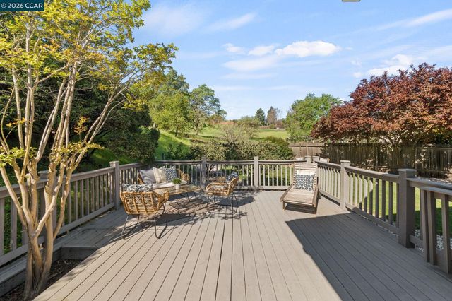 129 Galen Dr, Walnut Creek, CA 94597