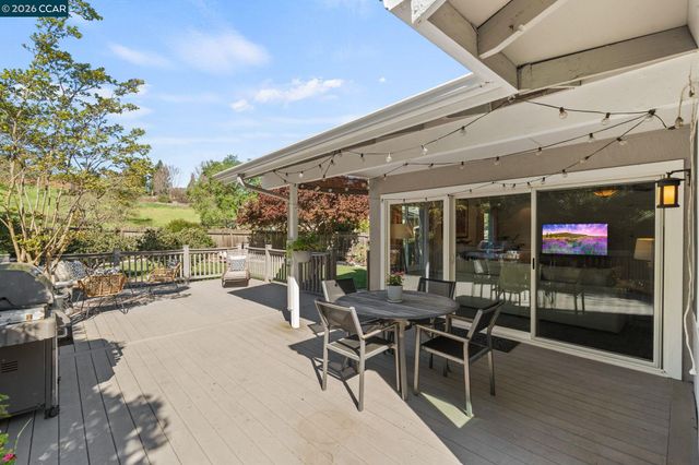 129 Galen Dr, Walnut Creek, CA 94597