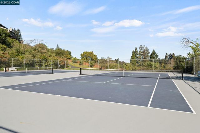 129 Galen Dr, Walnut Creek, CA 94597