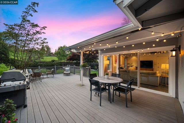 129 Galen Dr, Walnut Creek, CA 94597