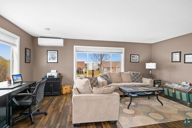 6A Spartan Circle Dr, Superior, WI 54880
