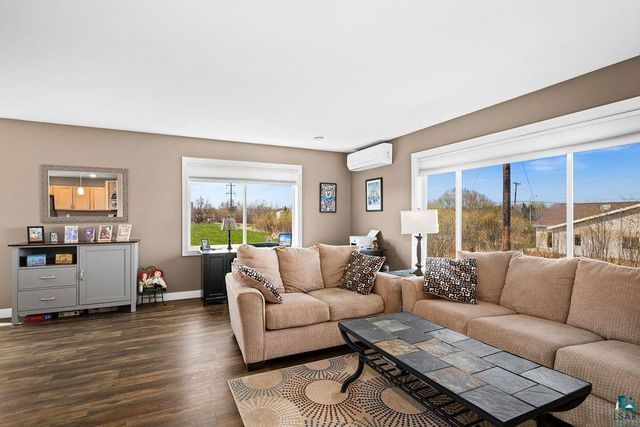 6A Spartan Circle Dr, Superior, WI 54880