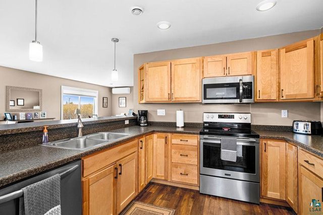 6A Spartan Circle Dr, Superior, WI 54880