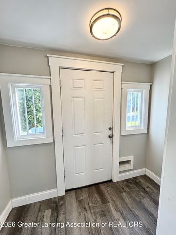 1232 W Michigan Avenue, Lansing, MI 48915