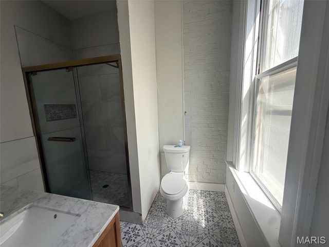 1725 Oregon Place, St Louis, MO 63104