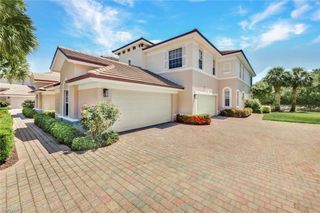 10060 Valiant CT 202, Miromar Lakes, FL 33913