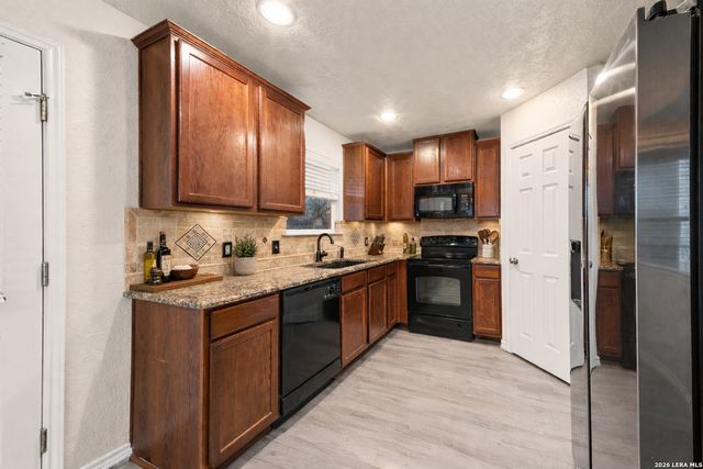 7610 Proton Summit, San Antonio, TX 78252