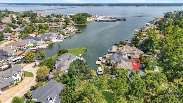 33 Winthrop Harbor Street N, Montgomery, TX 77356