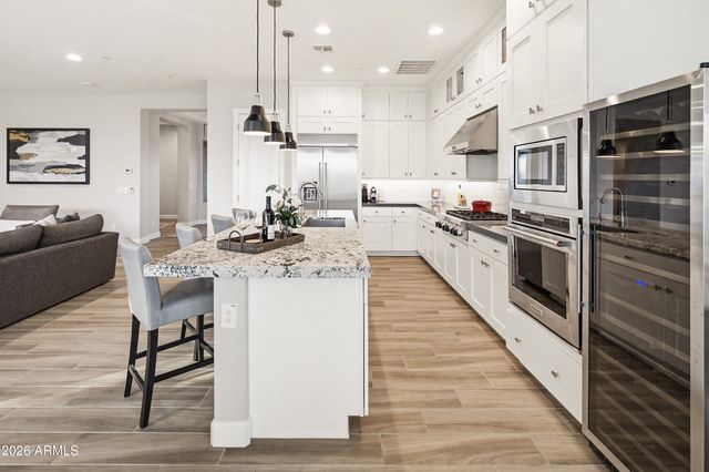 11705 W RED HAWK Drive, Peoria, AZ 85383