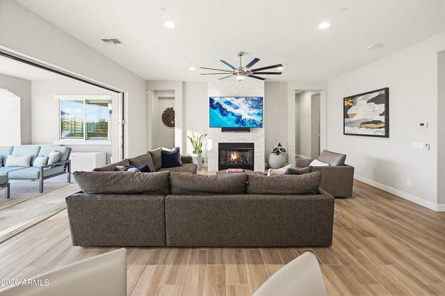 11705 W RED HAWK Drive, Peoria, AZ 85383