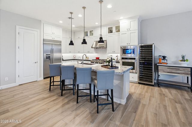 11705 W RED HAWK Drive, Peoria, AZ 85383